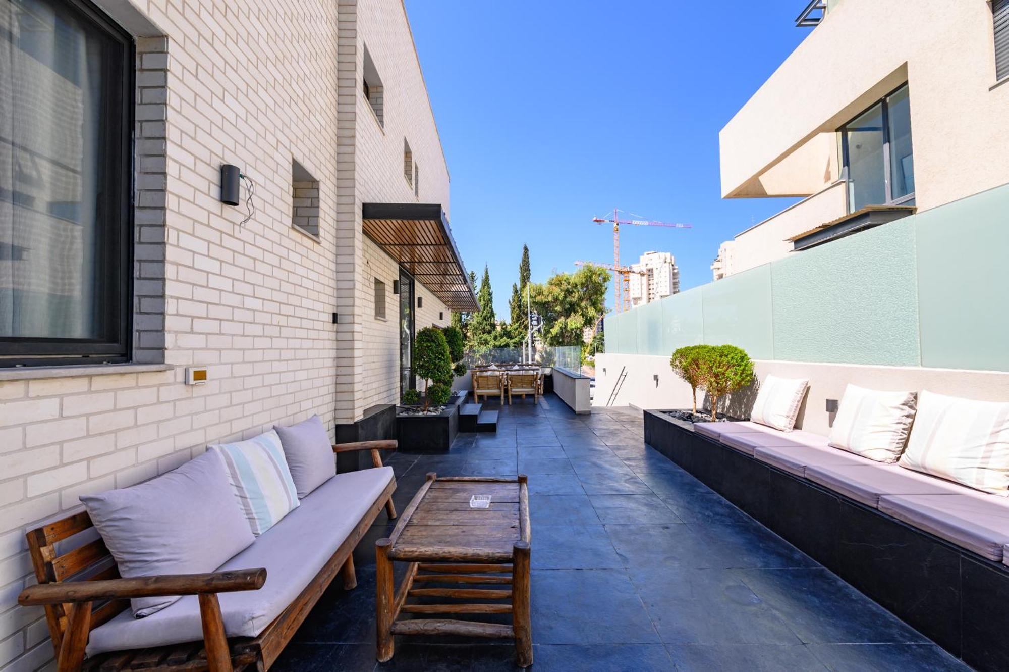 Rokah Luxury Villa At Ramat Hahayal Tel Awiw Zewnętrze zdjęcie