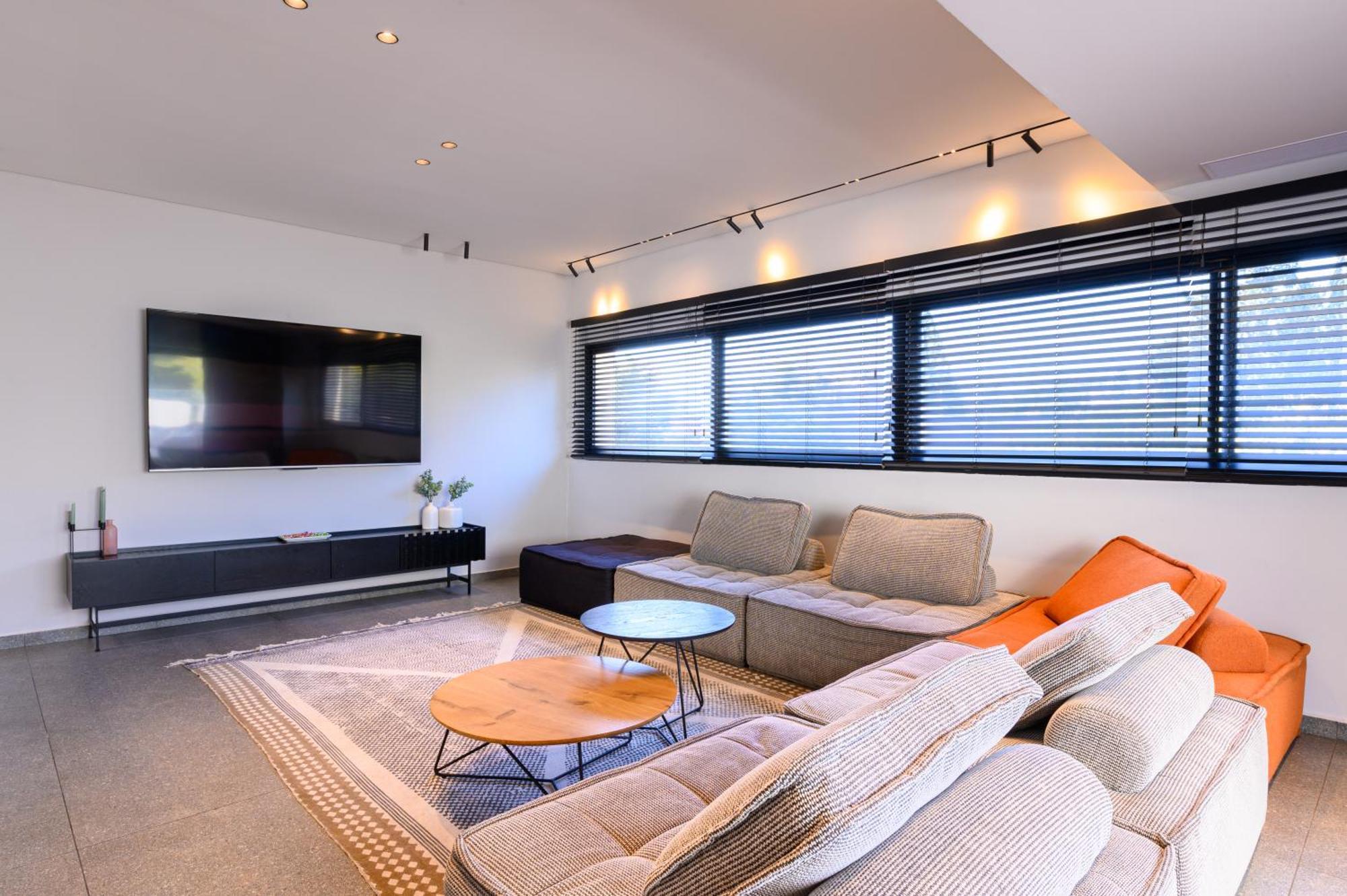 Rokah Luxury Villa At Ramat Hahayal Tel Awiw Zewnętrze zdjęcie