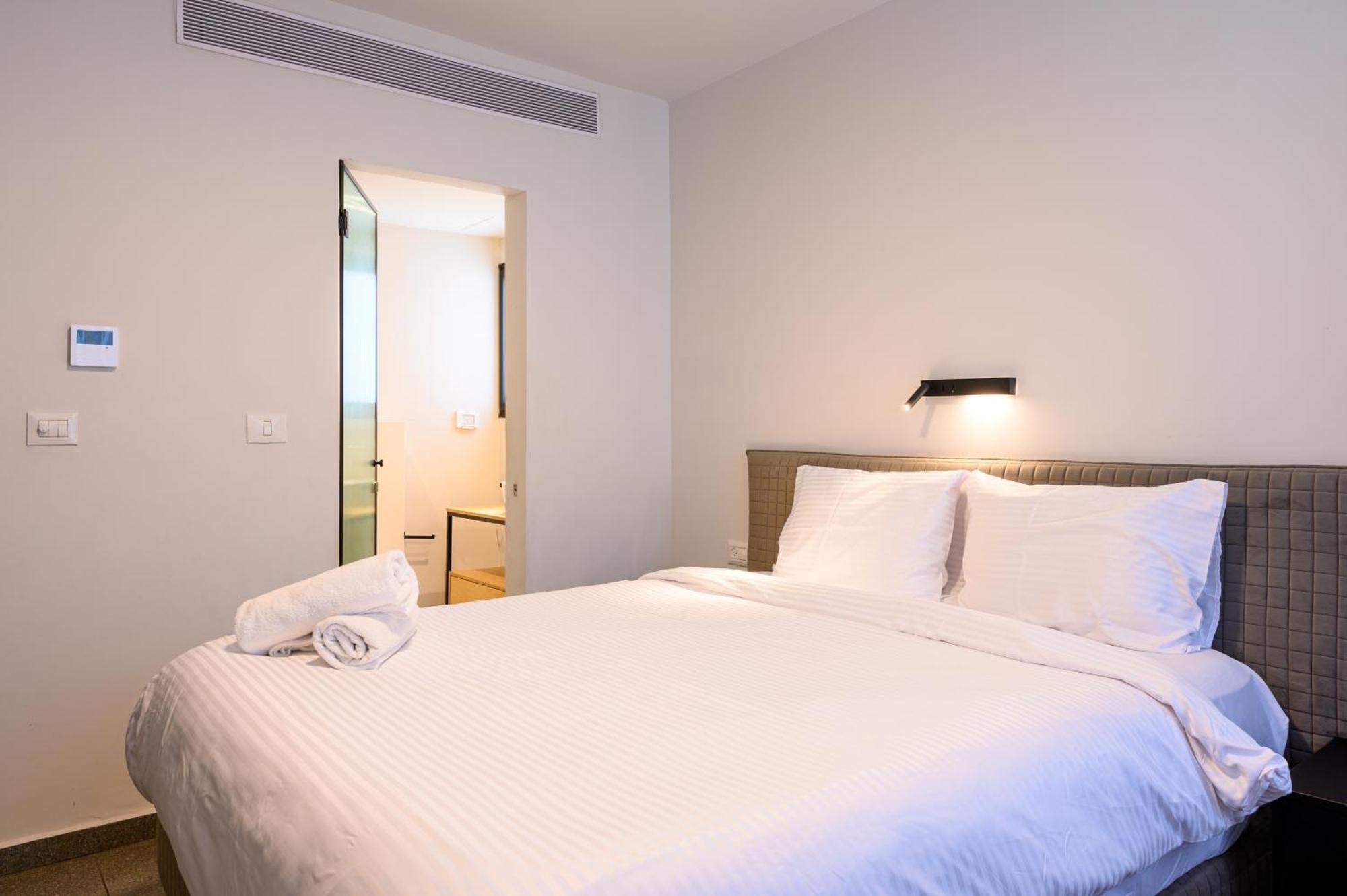 Rokah Luxury Villa At Ramat Hahayal Tel Awiw Pokój zdjęcie